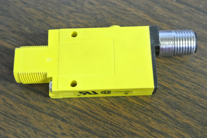 BANNER SM2A31RPDQD / 26968 - DETECTION SYSTEM RECEIVER - NEW SURPLUS