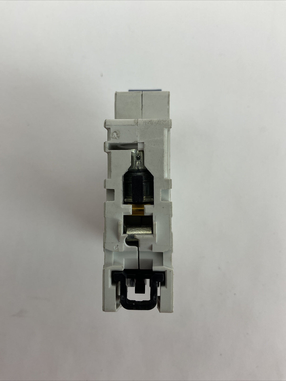 ALLEN BRADLEY 1492-SPM1D200 PROTECTOR 277VAC 48VDC SER D 20A (LOT OF 2)
