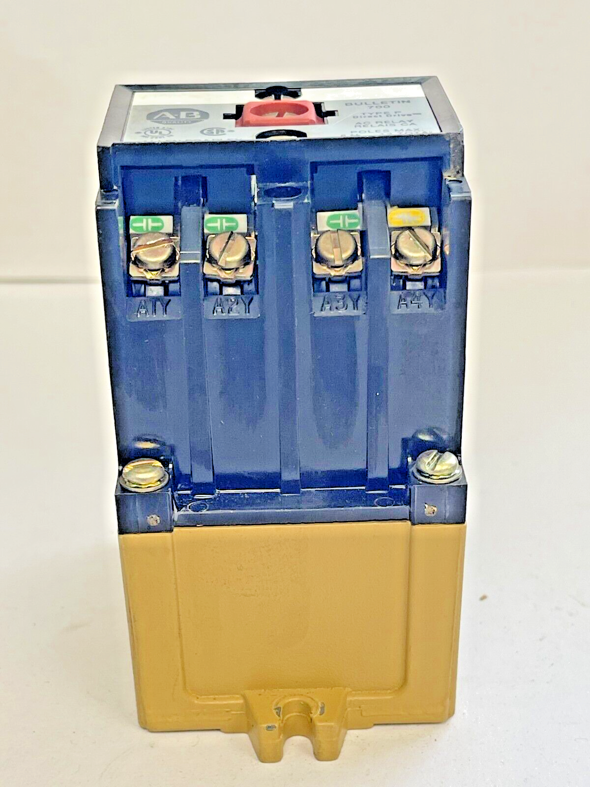 ALLEN BRADLEY - 700-P400A1 SER. A - AC RELAY - 10 A, 600 VAC, 120 V COIL