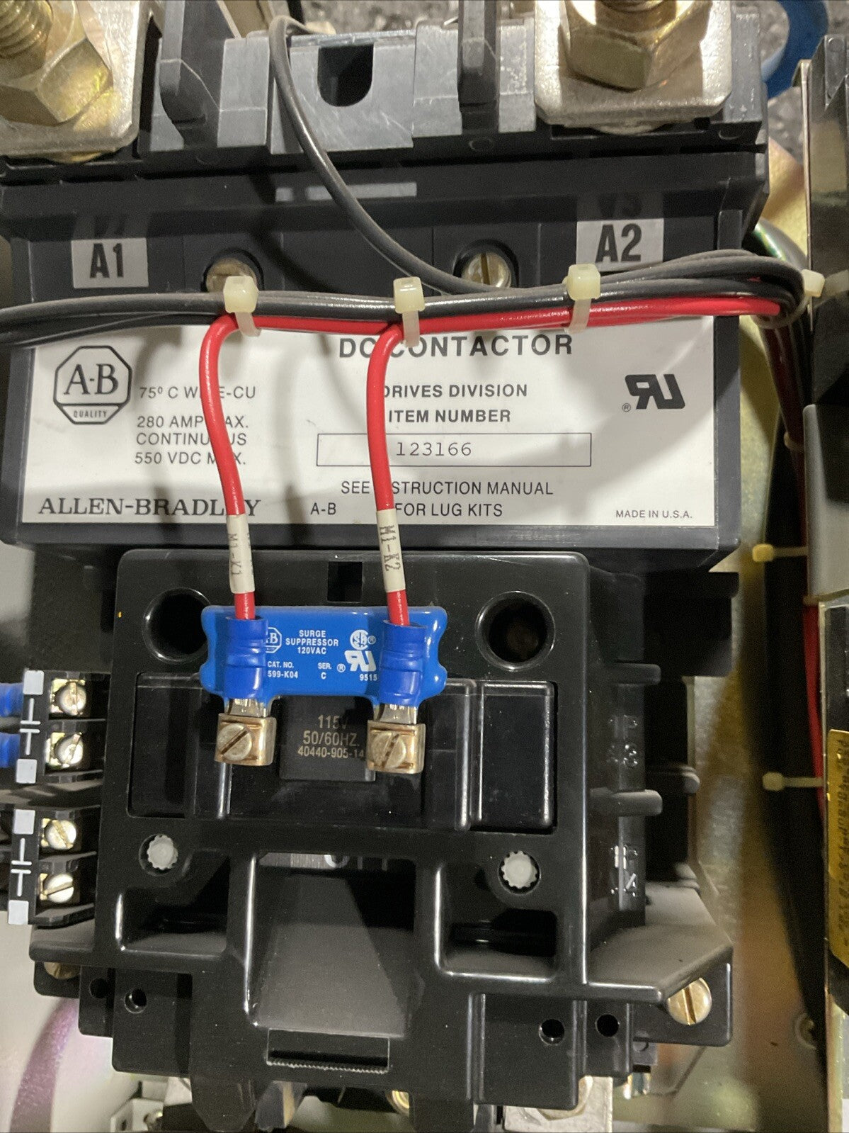 ALLEN BRADLEY 1395AR-1A-A260-FG1-CG1-LH-AH-SA-DA-G1A-NOB-AX DC DRIVE CONTROLLER