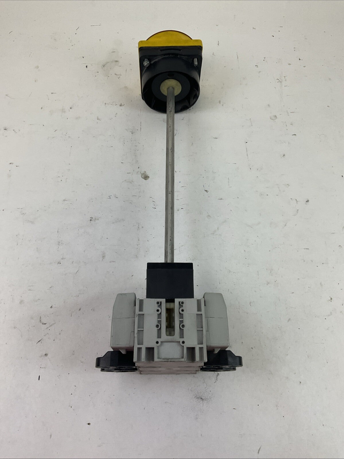 ALLEN BRADLEY 194E-A160-1753 LOAD SWITCH 600VAC 200A 3PH 60HP
