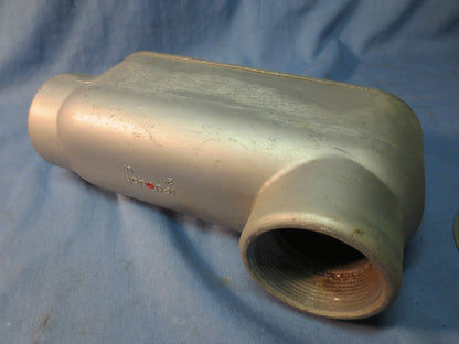 RED DOT LB 2" 2-INCH CONDUIT BODY w/ E30640 COVER - w/ NUT & WASHERS SHOWN