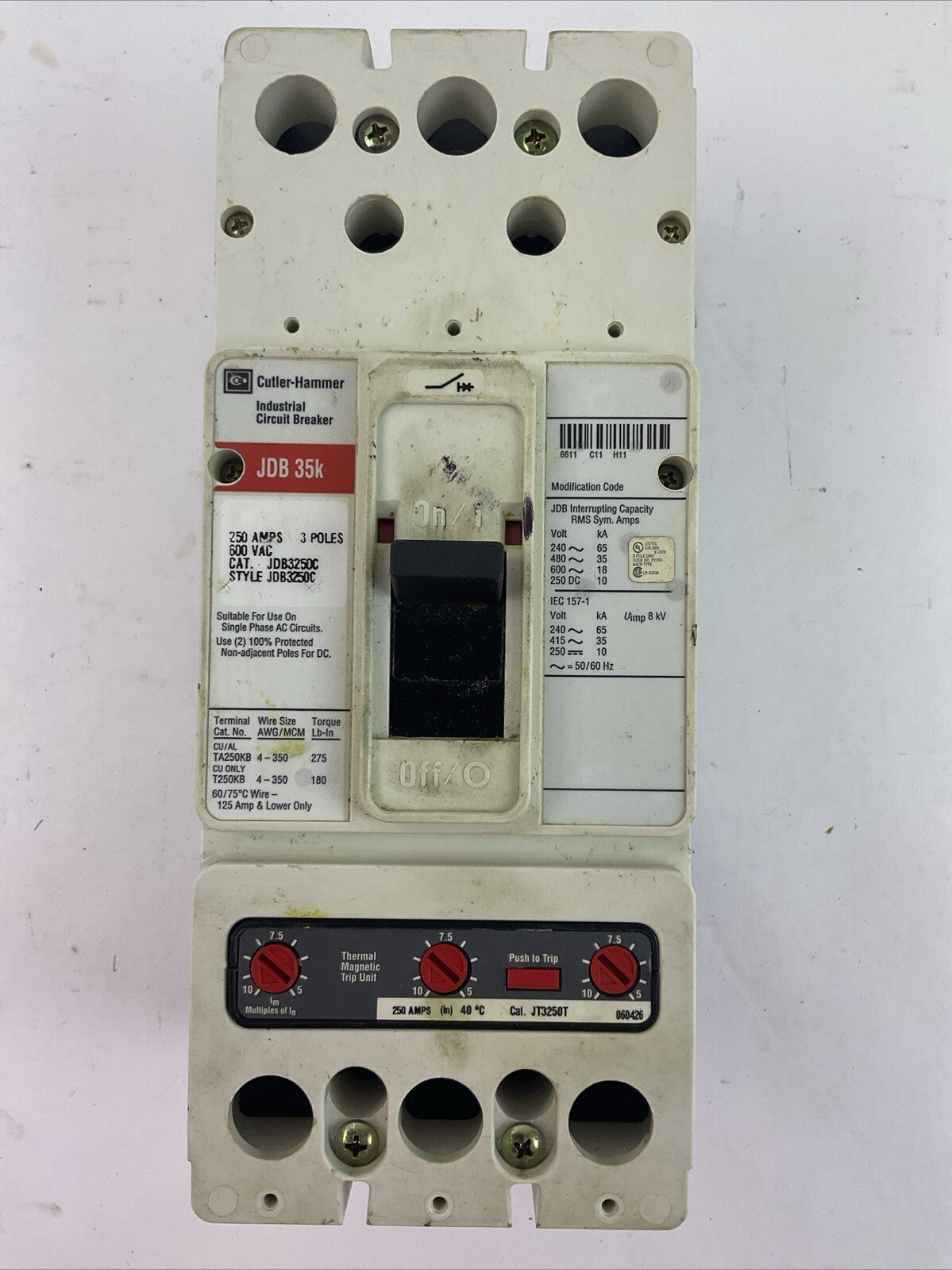 CUTLER HAMMER JDB3250C CIRCUIT BREAKER 250AMP 600VAC 3P STYLE JDB3250C JT3250T