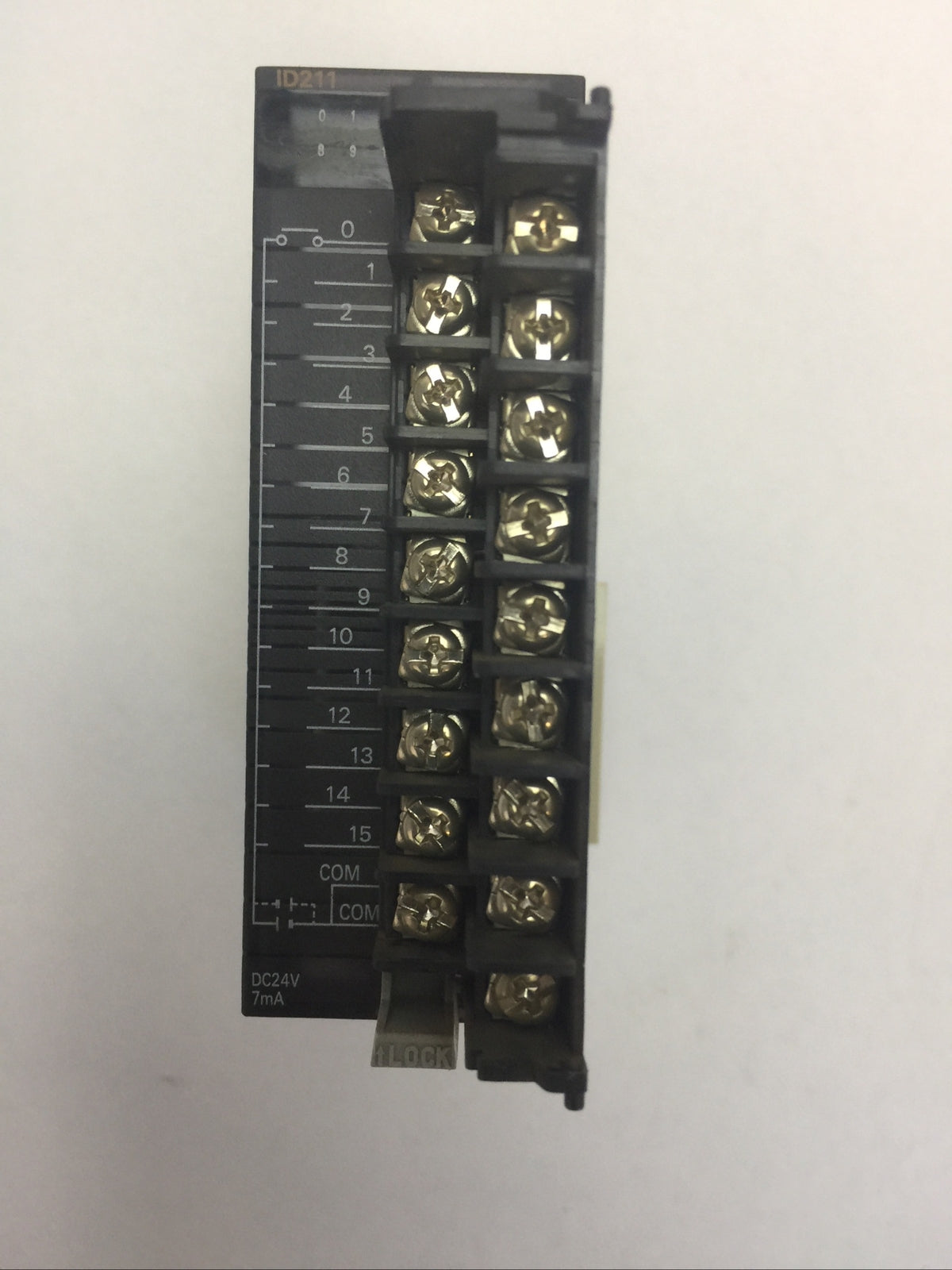 OMRON CJ1W-ID211 INPUT UNIT 24VDC 7mA
