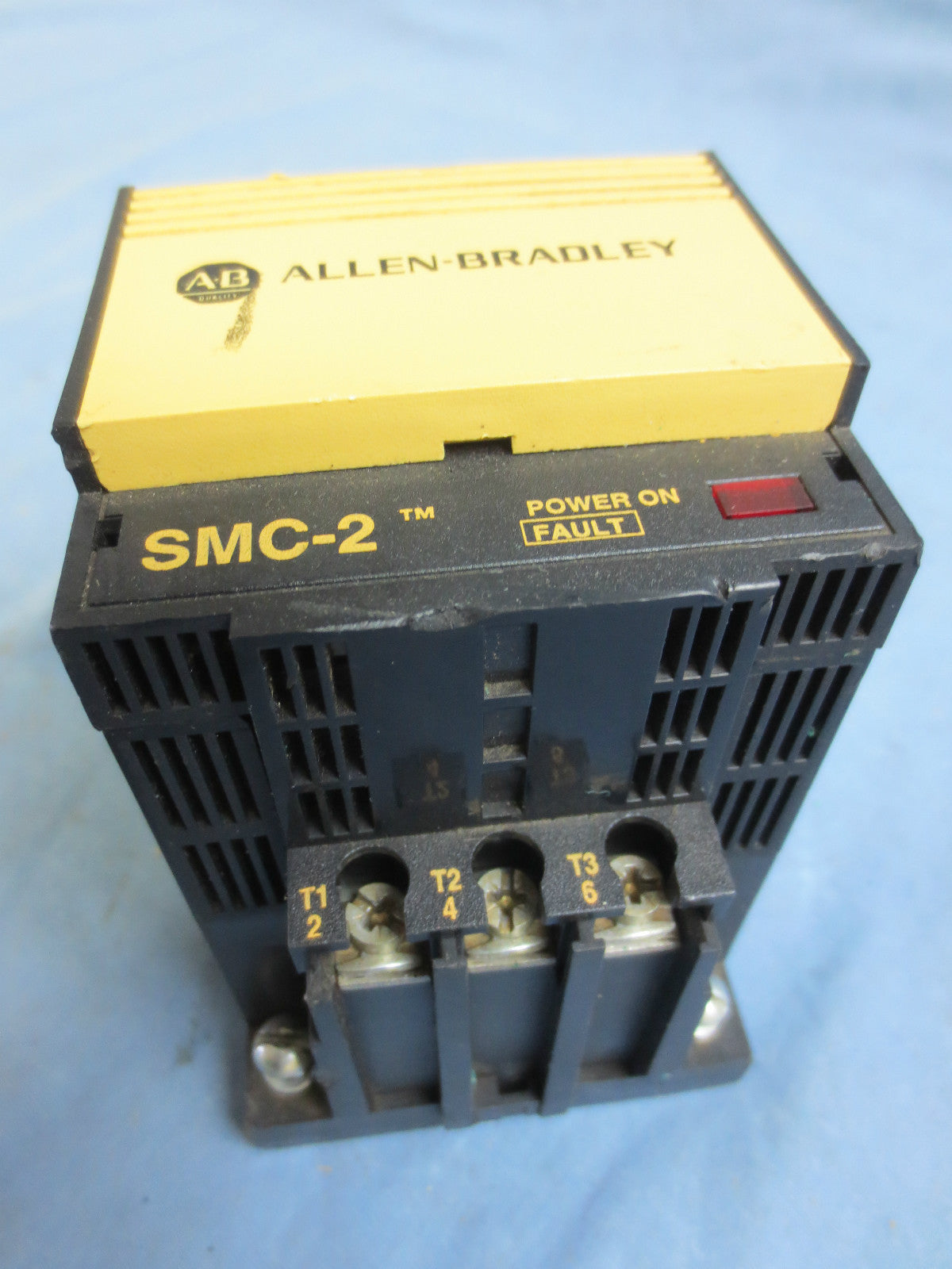 ALLEN-BRADLEY 150-A05NB SMART MOTOR CONTROLLER SMC-2 Ser. A