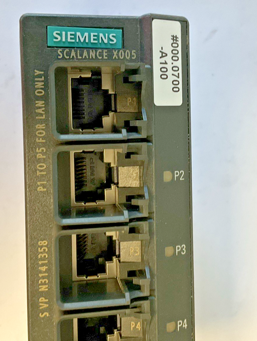 SIEMENS 6GK5005-0BA10-1AA3 IE SWITCH SCALANCE X005 24VDC 0.06A