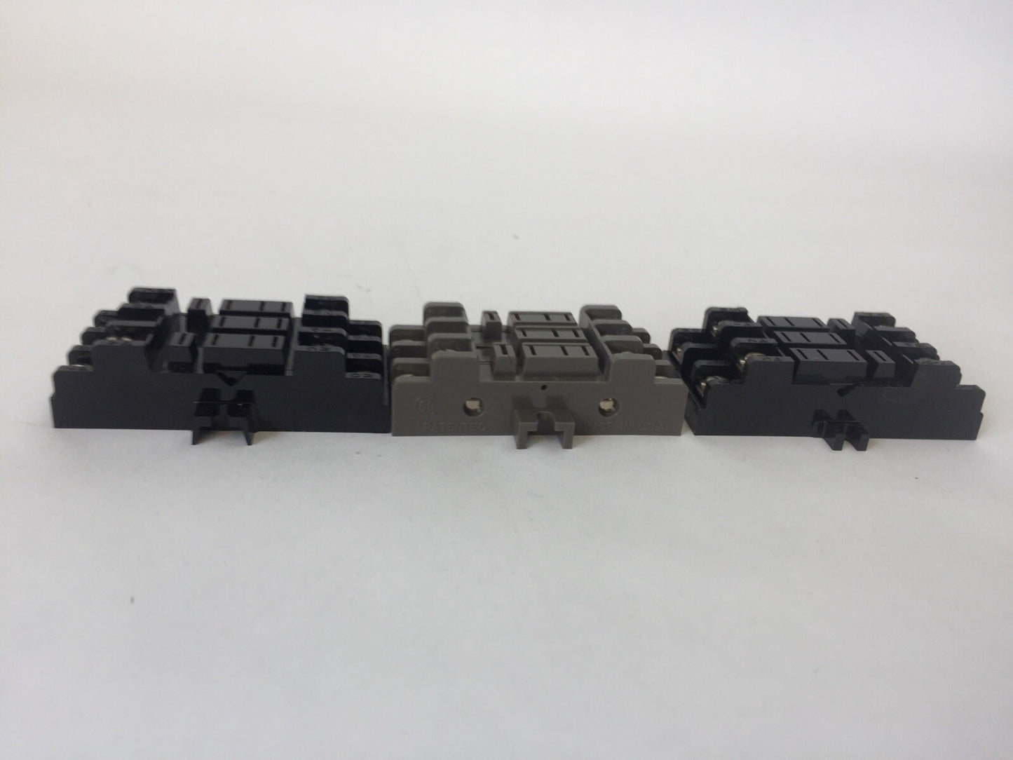 GOULD SL711 SOCKET RELAY BASE 10A 300V (LOT OF 3)