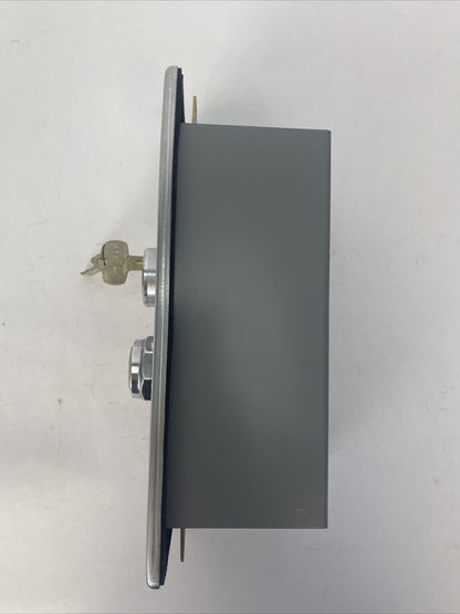 SQUARE D 9001 KZC-297 CONTROL STATION SER A TYPE 4,13 300VAC
