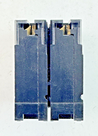 THOMAS & BETTS *LOT OF 5* TB245 - COM TRIP CIRCUIT BREAKERS -2 POLE/20 A/240 VAC