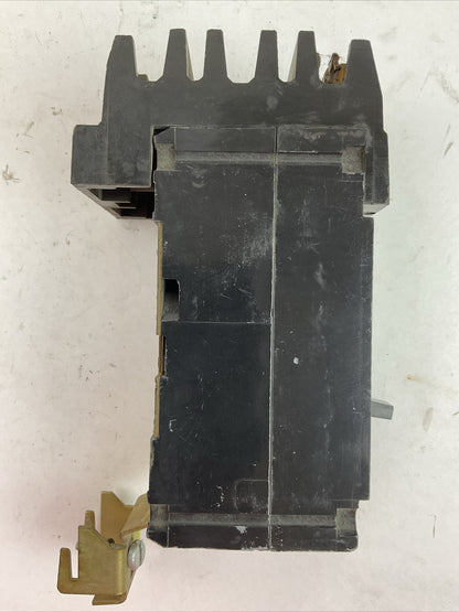 SQUARE D FAB26030AC MOLDED CASE CIRCUIT BREAKER 30AMP 6000VAC 250VDC 2POLE SER 2