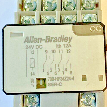 ALLEN BRADLEY 700-HN139 SOCKET 10A 300V W/ 700HF34Z24-4 RELAY 12A 24VDC SER.C