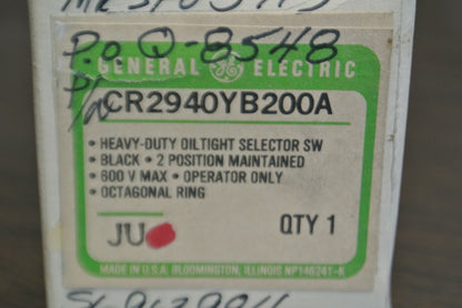 G.E. CR2940YB200A H.D. OILTIGHT SELECTOR SWITCH 2-POS. OPERATOR / NEW SURPLUS
