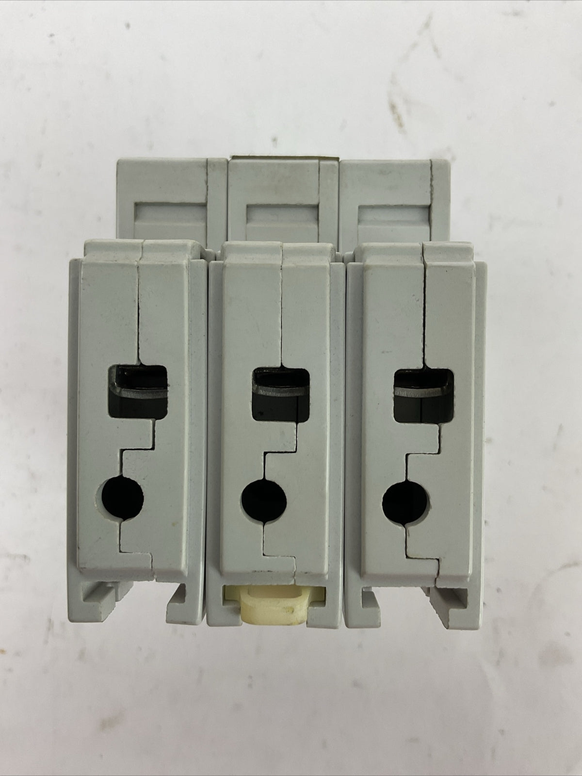 ALLEN BRADLEY 1492-CB3G100 MANUAL MOTOR CONTROLLER 10A 5HP 3PH 480Y/277VAC 3POLE