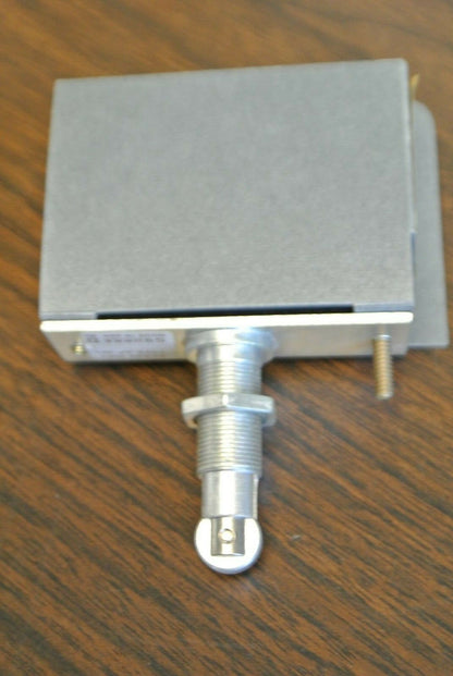 SQUARE D / 9999 R42 / ELECTRICAL INTERLOCK / DPDT / 0-600V / NEW SURPLUS