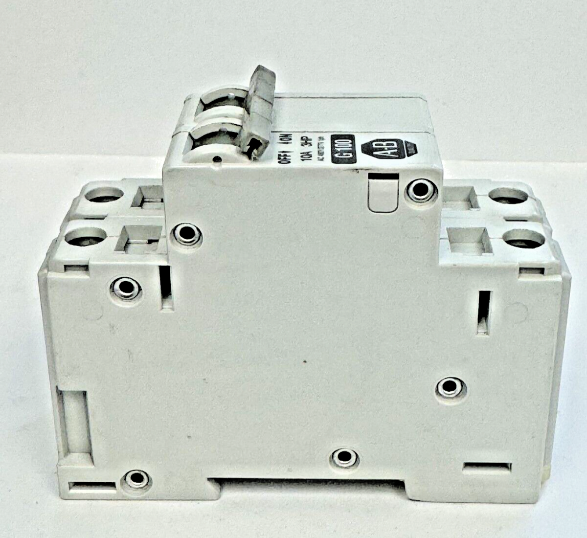 ALLEN-BRADLEY - 1492-CB2-G100 SER. C - MOTOR CONT. - 2P, 10 A, 277 V, 3 HP, 1 PH