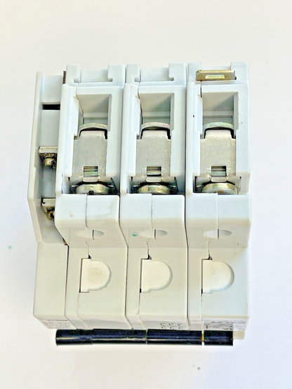 FUJI - CP6 3DU8 -8A MANUAL MOTOR CONTROLLER - 480/277 VAC & CP6 H1U AUX CONTACT