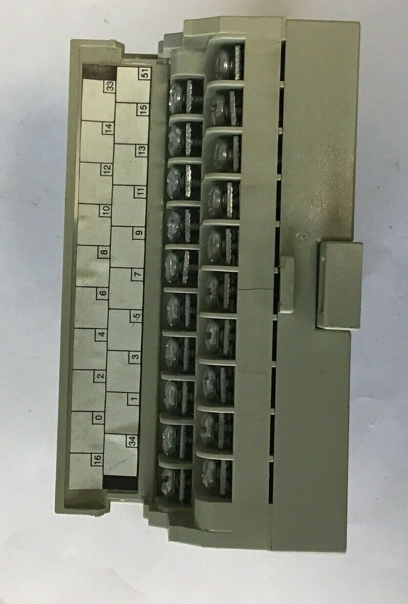 ALLEN BRADLEY 1794-IAB FLEX I/O MODULE 120VAC W/1794-TBN/A TERMINAL BLOCK 230VAC