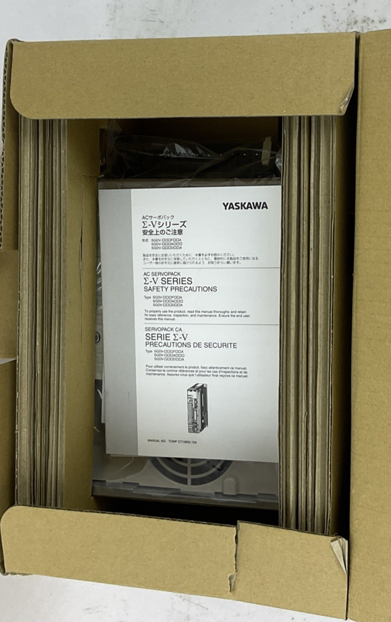 YASKAWA SGDV-2R8F11A002000 SERVO DRIVE 3PH 9.4A 230V 400HZ