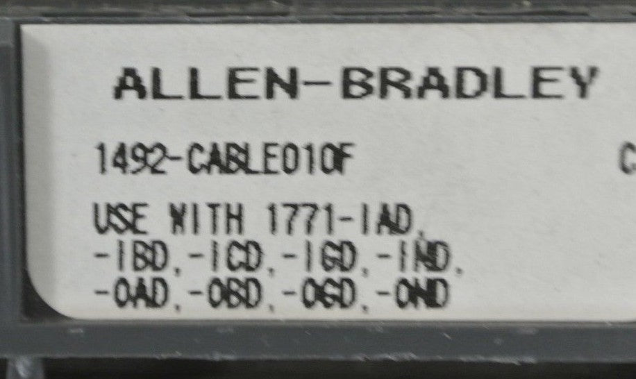 ALLEN-BRADLEY1492-CABLE010F / PRE-WIRED CABLE for 1771 DIGITAL I/O / 1m LONG