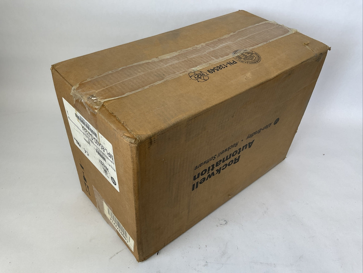 ALLEN BRADLEY MPL-B450D-SJ72AA SER A SERVO MOTOR