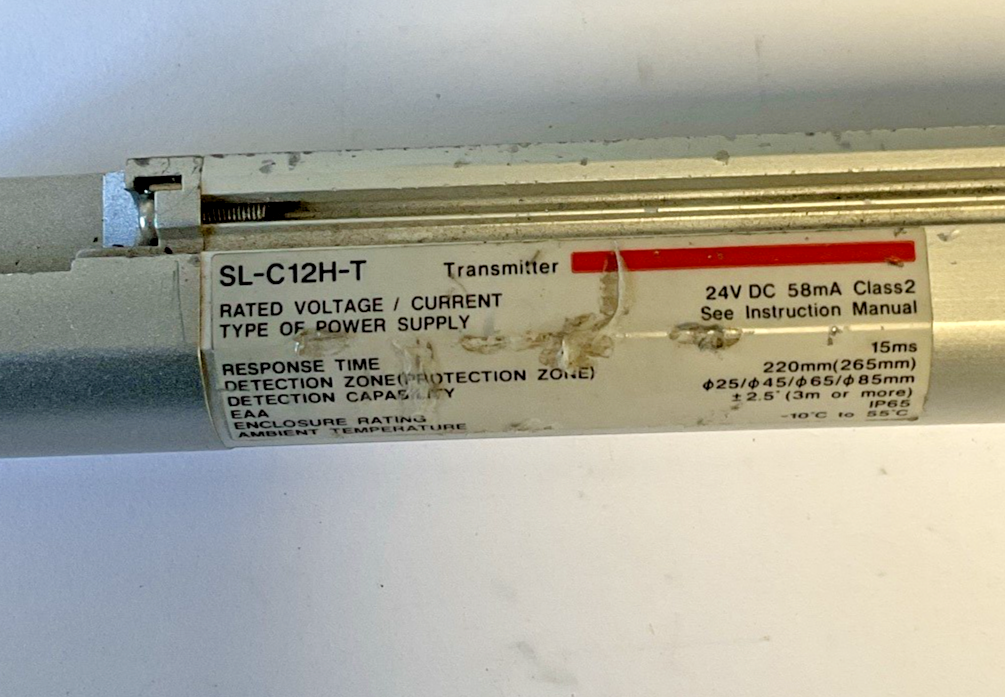 KEYENCE SL-C12H-T / SL-C12H-R LIGHT CURTAIN TRANSMITTER W/RECIEVER 24VDC 15MS