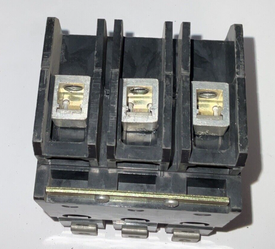 WESTINGHOUSE GB3070 CIRCUIT BREAKER 240VAC 70A 3POLE