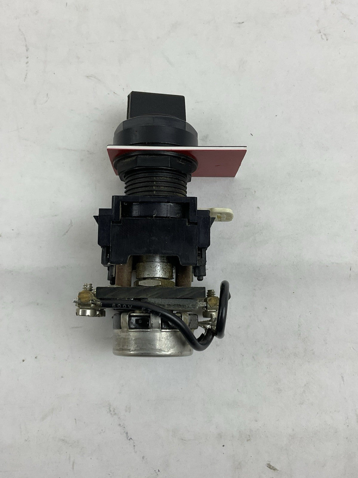 EATON CUTLER-HAMMER E22PXB11 1K POTENTIOMETER MANUAL SPEED CONTROL KNOB 120V