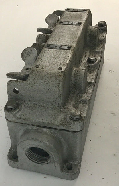 WESTINGHOUSE TYPE HDW PUSHBUTTON STATION 77H954  600VOLTS
