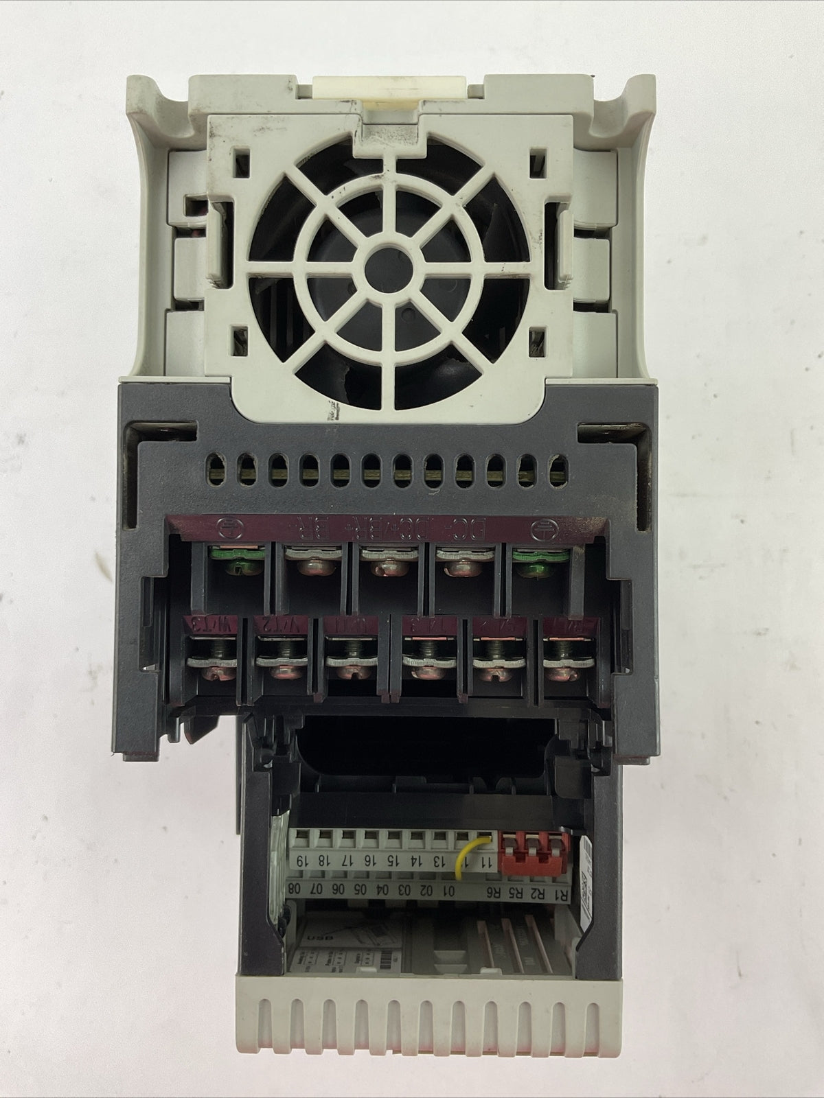 ALLEN BRADLEY 25B-D010N114 AC DRIVE FRN 1.003 SER A OUTPUT 0-460VAC