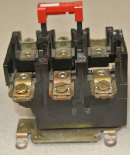 SQUARE D 9065 SEO-5 THERMAL OVERLOAD RELAY / 600VAC / 360VA / 0-120VAC / 3A