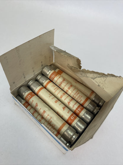 GOULD SHAWMUT ATS-DE10R DUAL ELEMENT TIME DELAY FUSE 10AMP 600VAC (LOT OF 10)