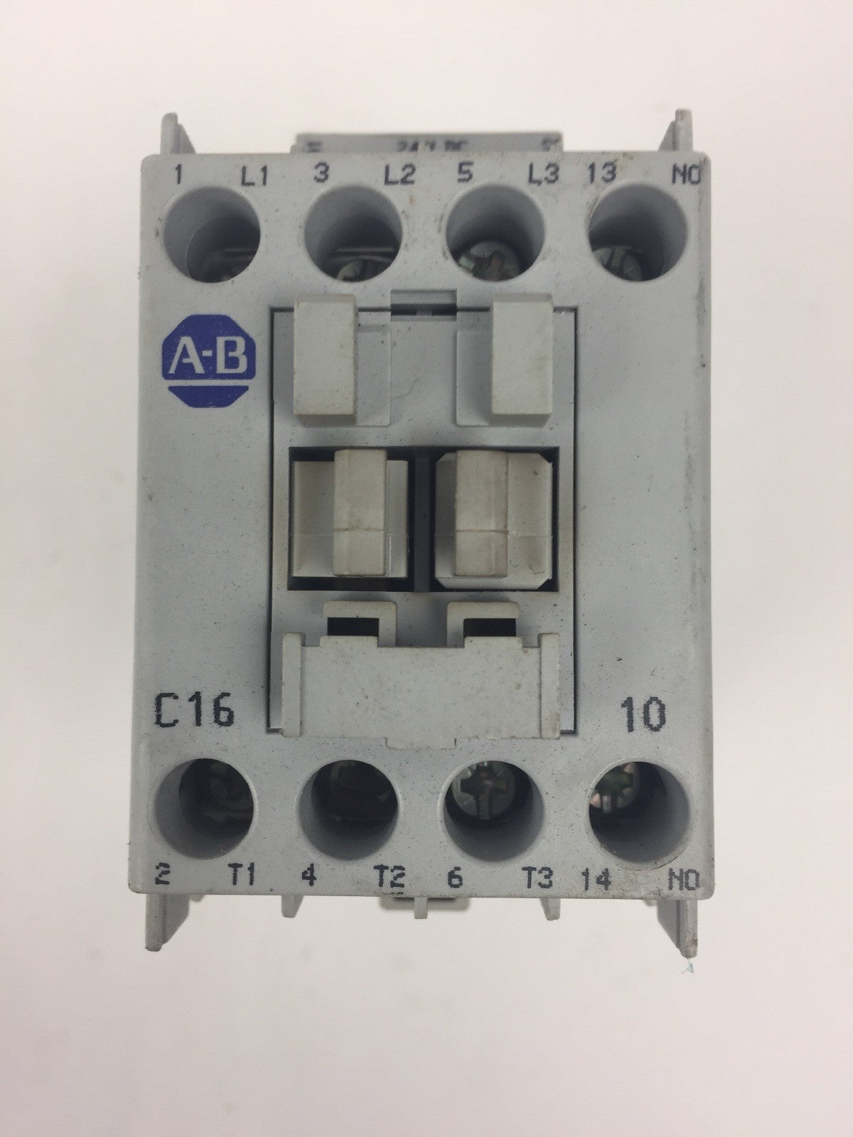ALLEN BRADLEY 100-C16Z*10 CONTACTOR SER B 600VAC 30A COIL 24VDC