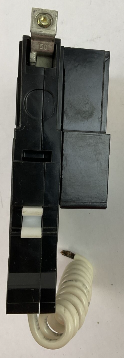 SQUARE D QOB115EPD2100 15AMP 120/240VAC 1POLE