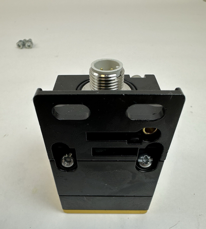 IFM GM701S INDUCTIVE SENSOR GIMC-4030-US/20SSD PROXIMITY SENSOR