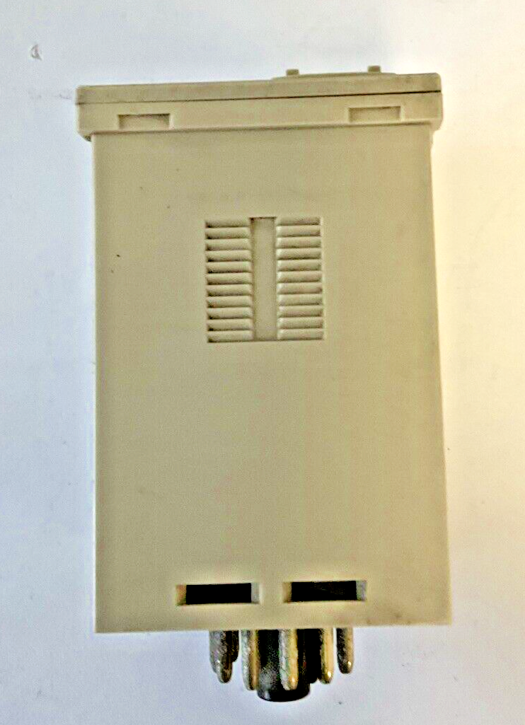 OMRON H3CA-A TIMER RELAY 250VAC 50/60HZ