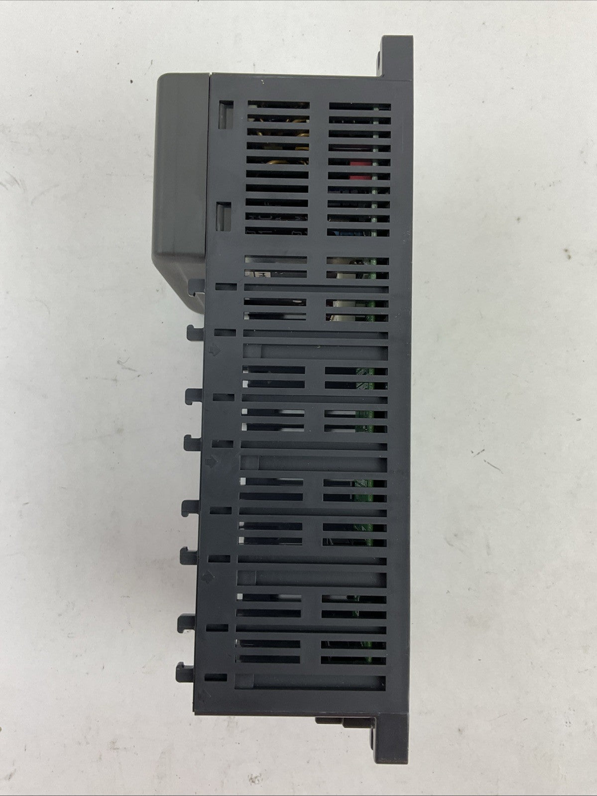 KOYO D2-04BDC1-1 12/24VDC POWER SUPPLY 4 SLOT CHASSIS