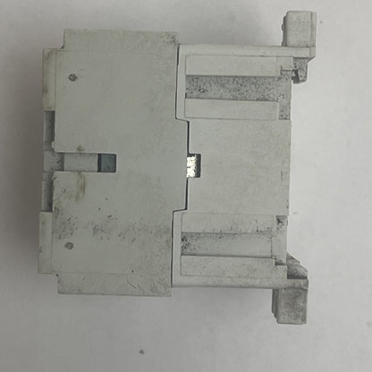 ALLEN BRADLEY 100-MO9N*3 SER A CONTACTOR 600VAC 12A 5HP COIL 24VDC