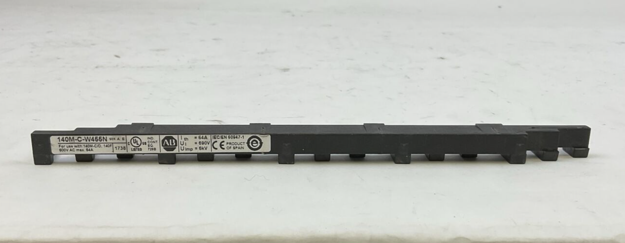 ALLEN BRADLEY 140M-C-W455N SER A COMPACT BUSBAR 600VAC 64A