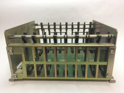 ALLEN BRADLEY 1771-A2B 8 SLOT I/O CHASSIS 5V PLANE 16A @ 5.25VDC MEMORY LINE .5A