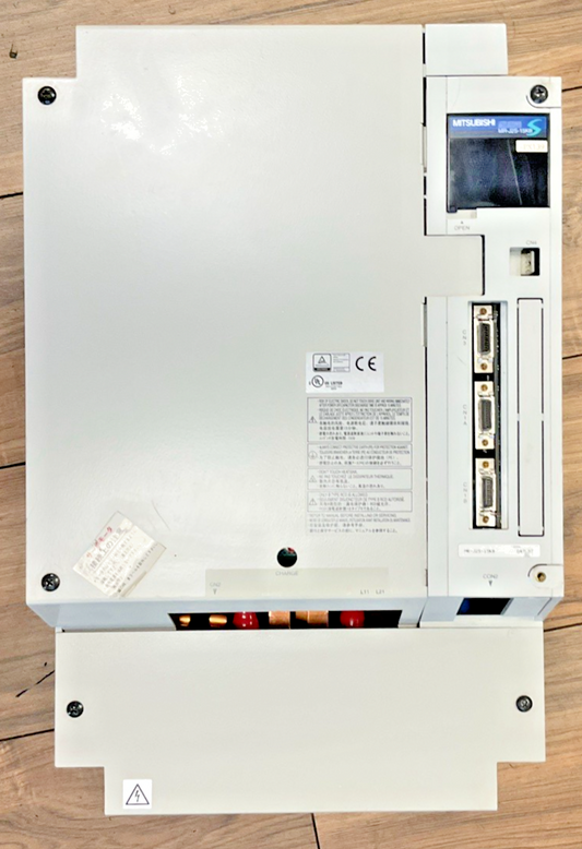 MITSUBISHI MR-J2S-15KB-PX139 SERVO DRIVE 15KW 170V 360HZ 87A