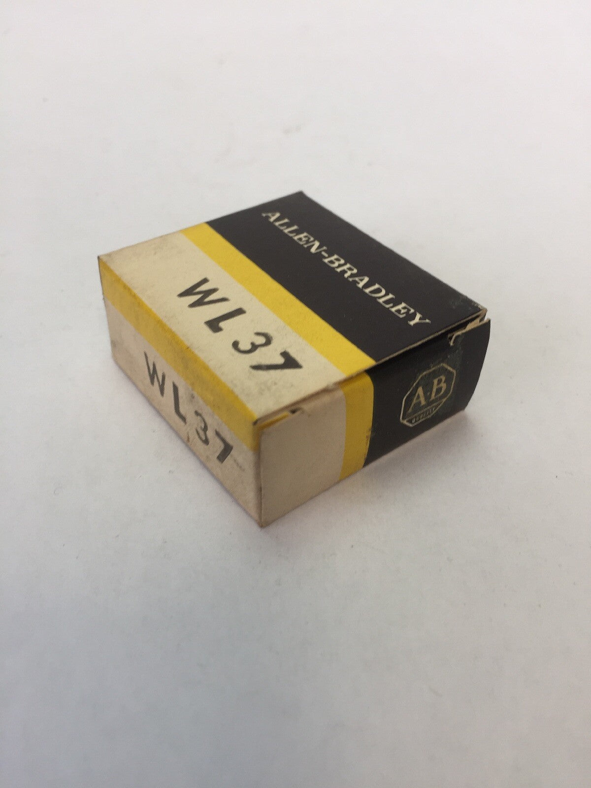 ALLEN BRADLEY WL37 HEATER ELEMENT (LOT OF 3)