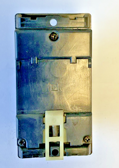 FUJI ELECTRIC EA52A CIRCUIT BREAKER 15A 220VAC 2.5KA BB29EA-015