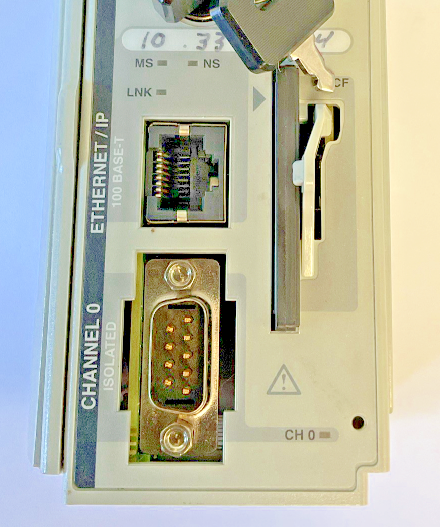 ALLEN BRADLEY 1769-L32 750KB ENET CONTROLLER FW:1.17 SER.B 24VDC