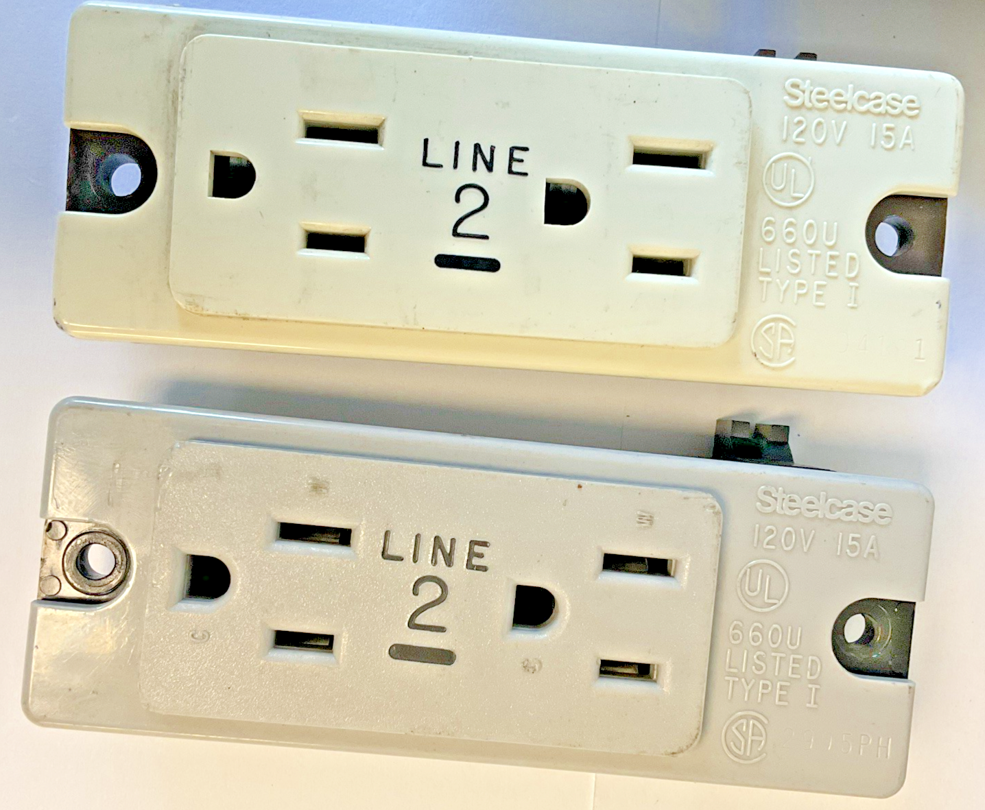 STEELCASE 98665 PLUG PANEL RECEPTACLE 120V 15A 660U ***LOTOF9***