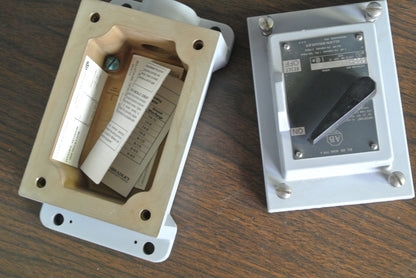ALLEN-BRADLEY 600-TCX5 MANUAL STARTING SWITCH - ENCLOSURE (ONLY) - NEW SURPLUS