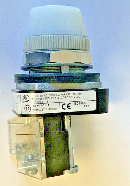 ALLEN BRADLEY 800T-QH10W PILOT LIGHT SER.T 120VDC/DC