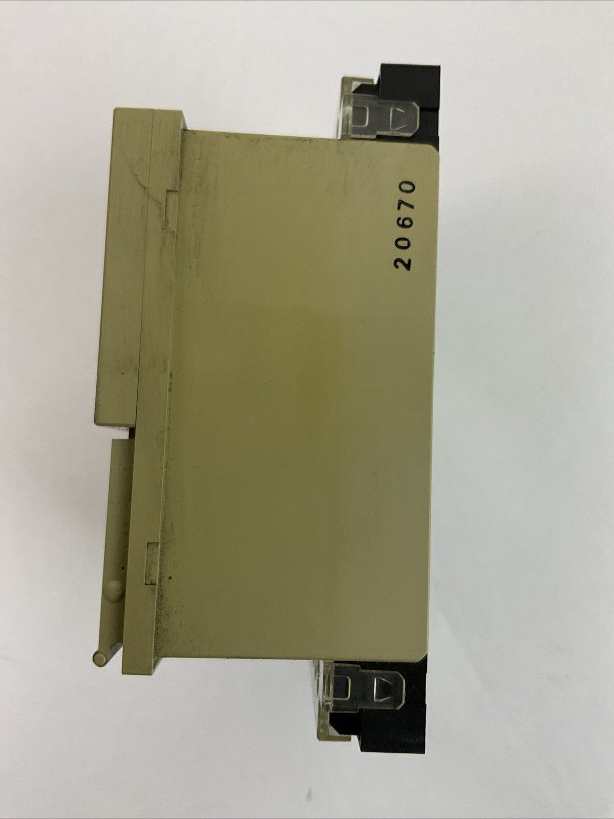 OMRON H8PS-8AF CAM POSTIONER SOURCE 24VDC 4.8W OUTPUT 100mA 30VDC