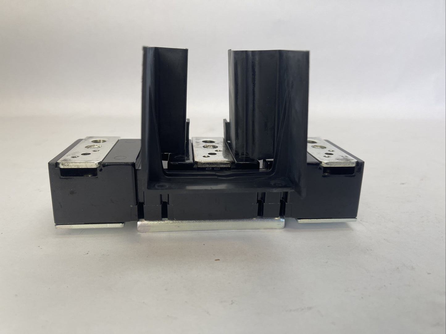 ALLEN BRADLEY 1494V-FS200 TRAILER FUSE BLOCK KIT SER D 250-600V 101-200AMP