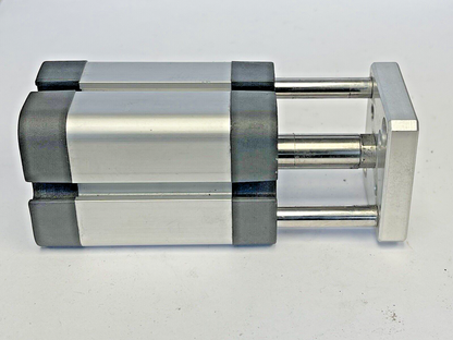 PARKER - P1PG025DS7G0025 - COMPACT ISO CYLINDER - MAX 10 BAR