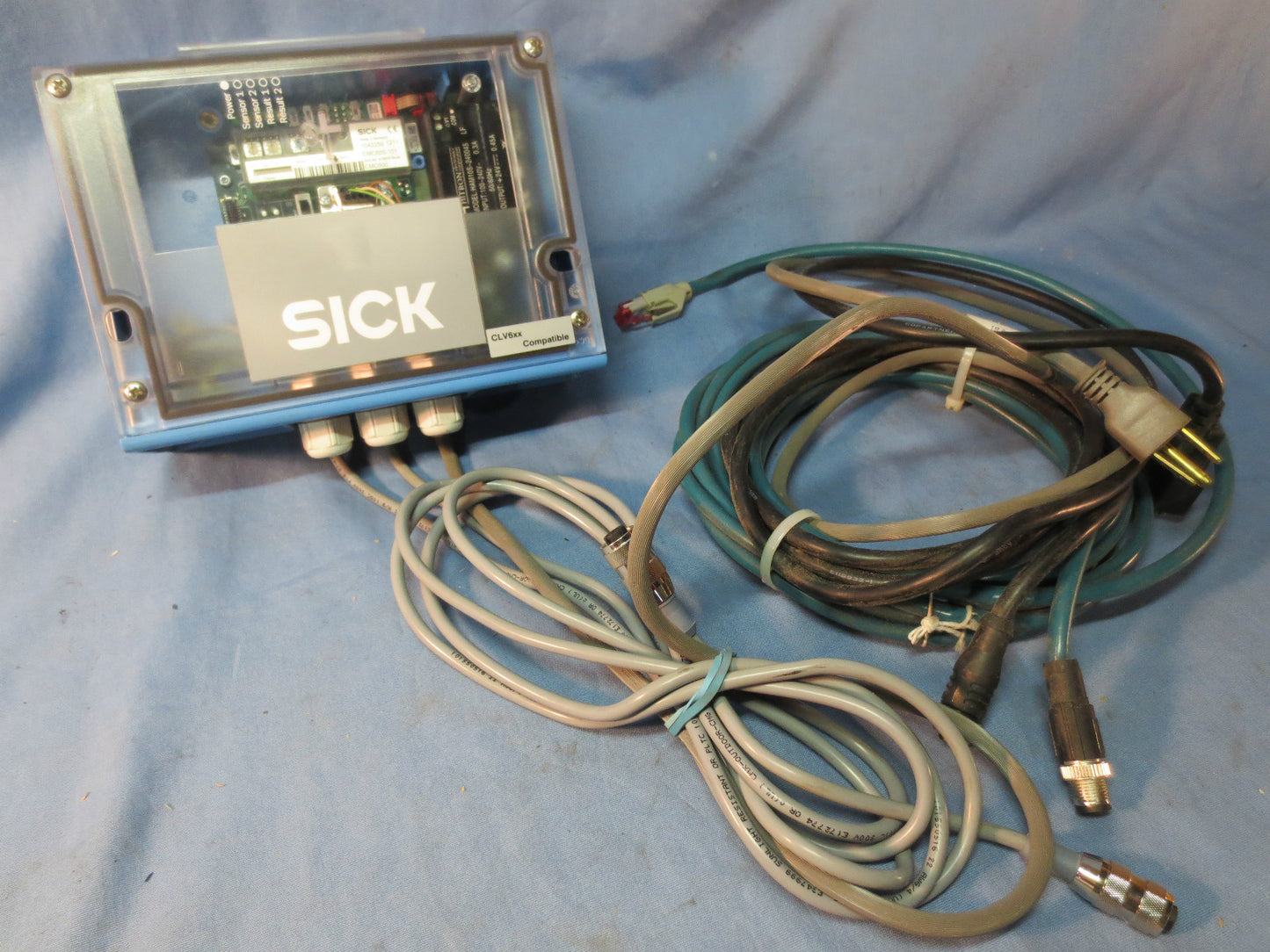 SICK CDM420-0102 CONNECTION MODULE 1 026 220 w/ ALL CORDS